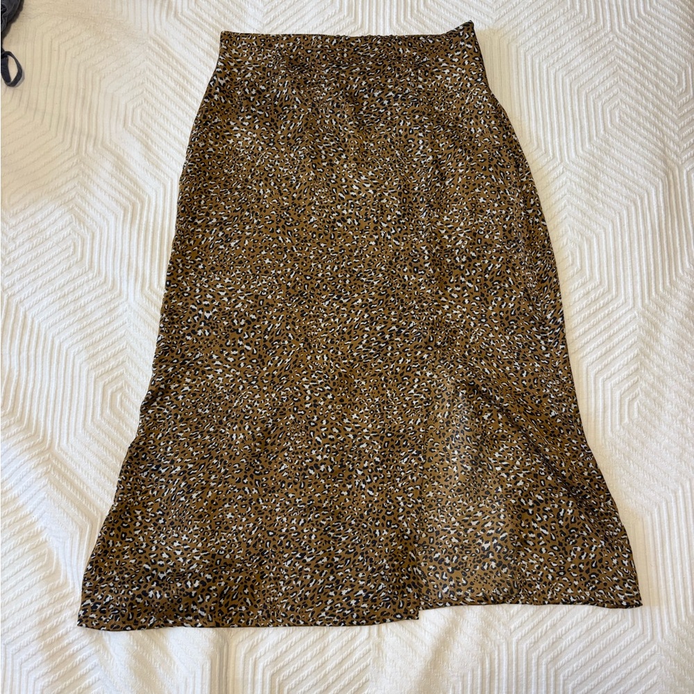Slinky Leopard Print Midi Skirt with slit